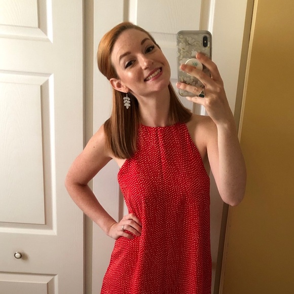 Meet your Posher, Laura - Picture 1 of 2